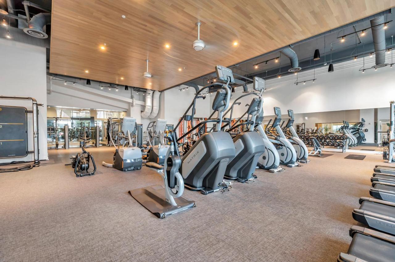 Luxury 1 Bedroom With Den Downtown Tampa Apt - City Views, Rooftop Pool, Workspace エクステリア 写真