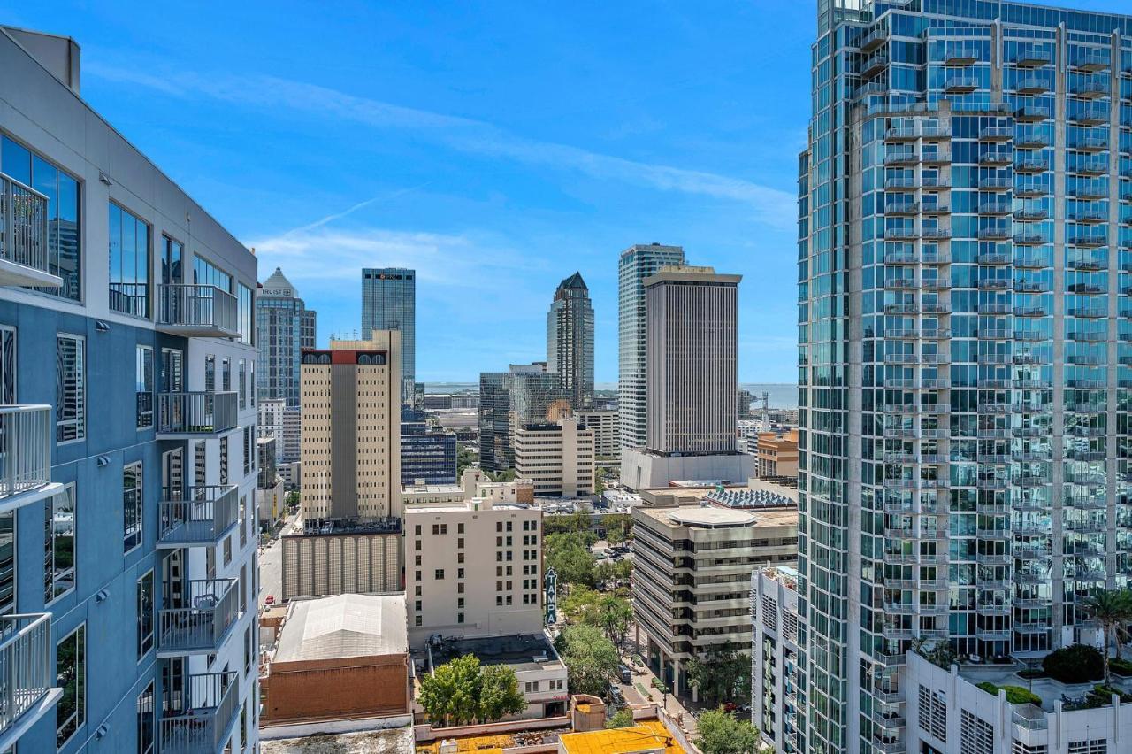Luxury 1 Bedroom With Den Downtown Tampa Apt - City Views, Rooftop Pool, Workspace エクステリア 写真