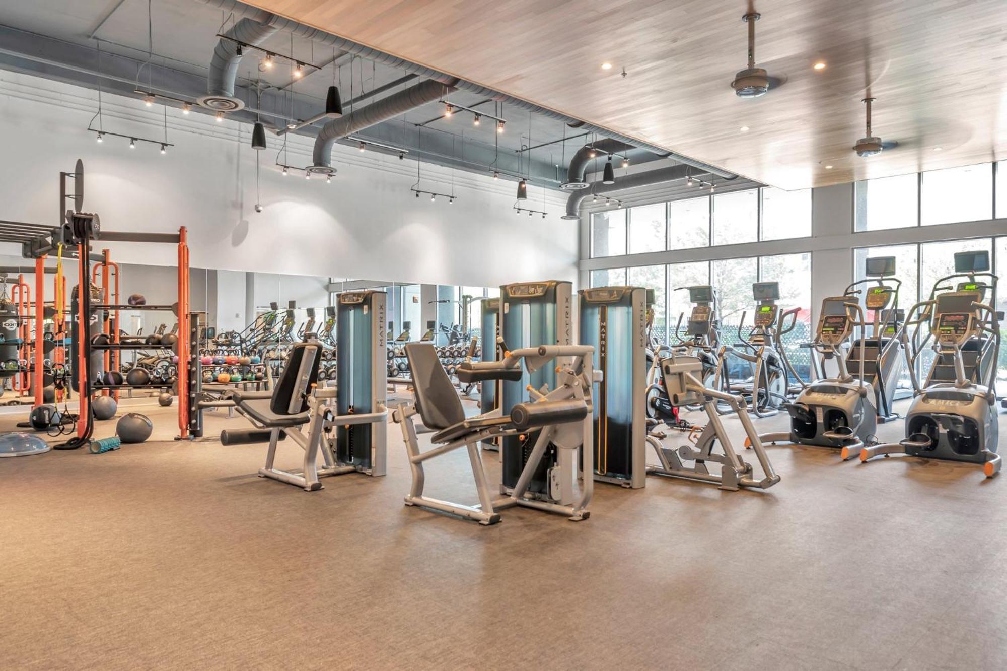 Luxury 1 Bedroom With Den Downtown Tampa Apt - City Views, Rooftop Pool, Workspace エクステリア 写真