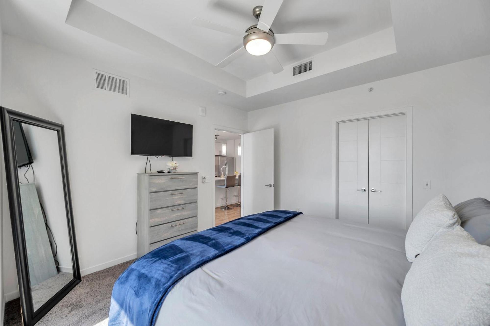 Luxury 1 Bedroom With Den Downtown Tampa Apt - City Views, Rooftop Pool, Workspace エクステリア 写真